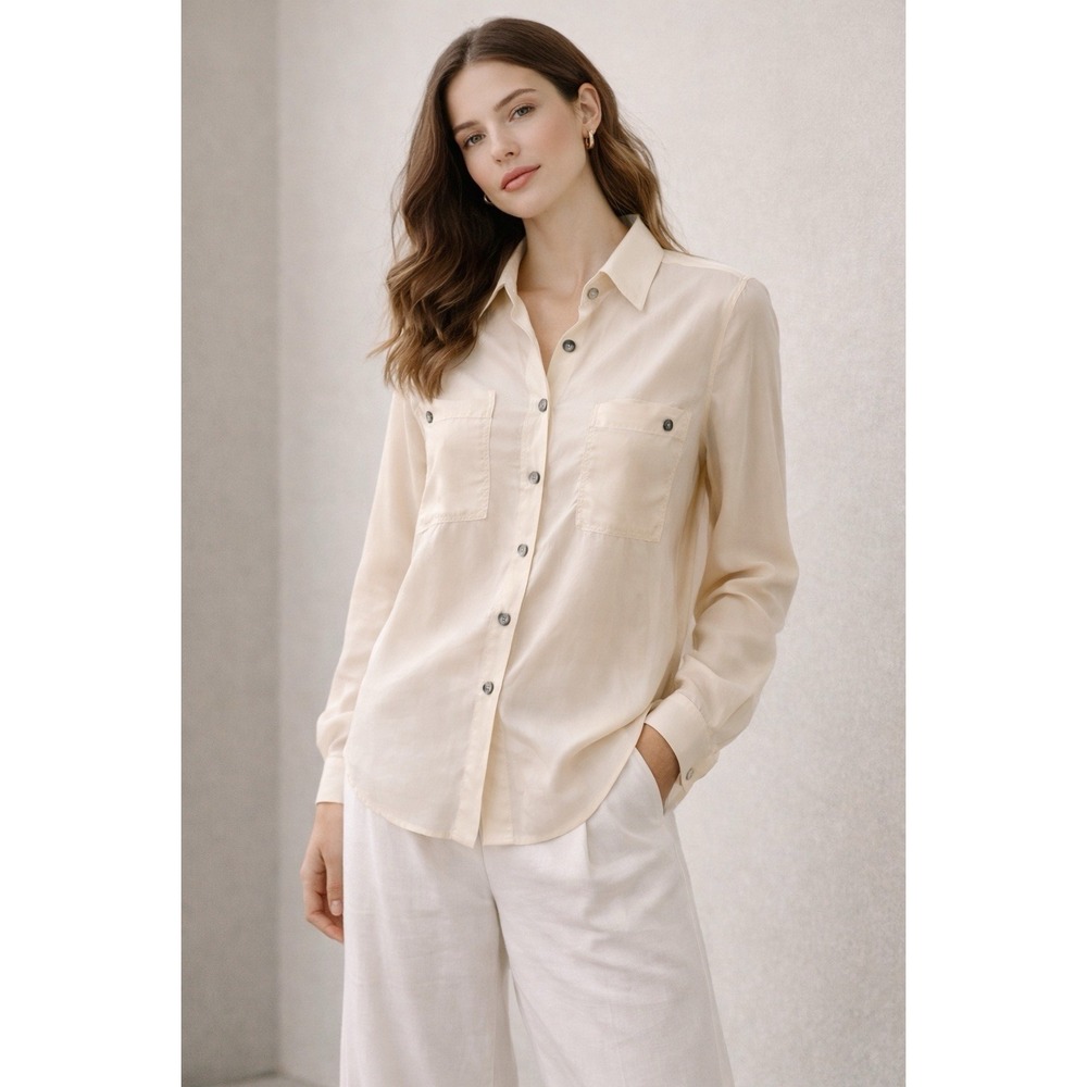 Clio Top Womens‎ M Cream Silk Button Down Minimalist Scandi Timeless Basics